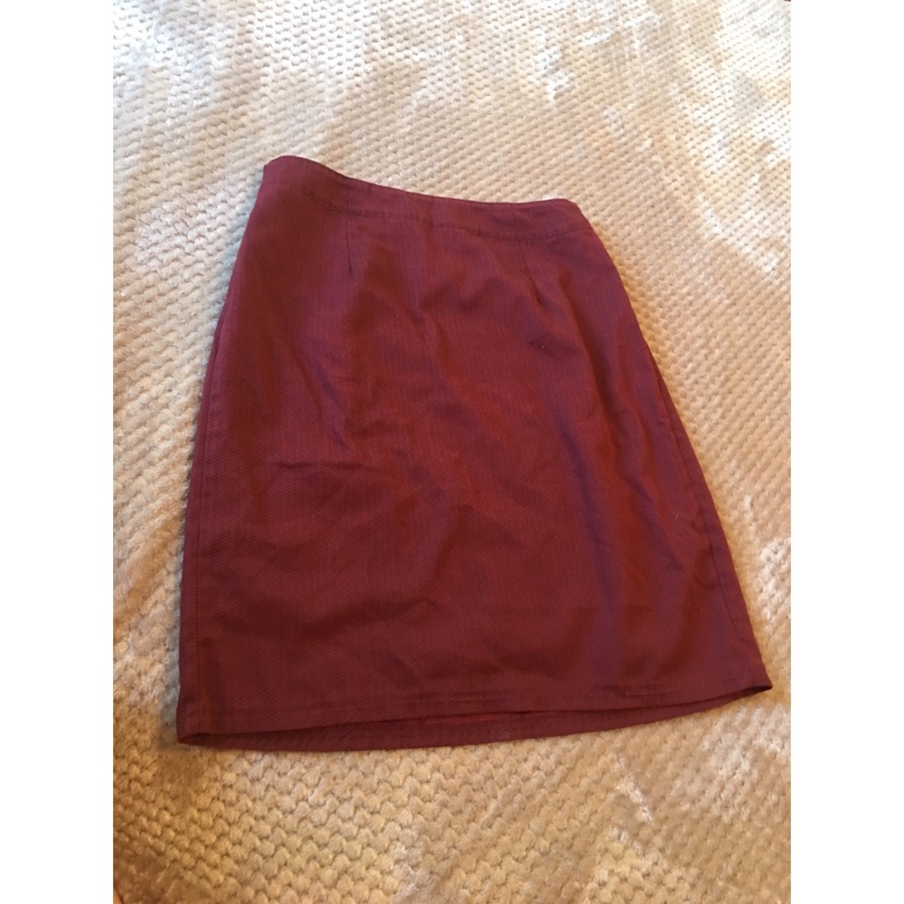 Skirt - Picture 2 of 2